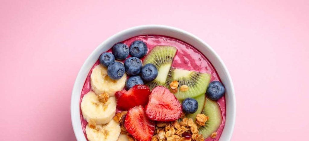 holistic menopause diet banner